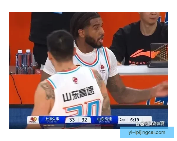 洛夫顿31分三双上海胜山东