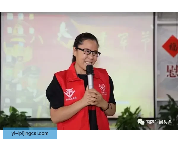 骆建佑和父母爱心互动 网民也被“暖”到！